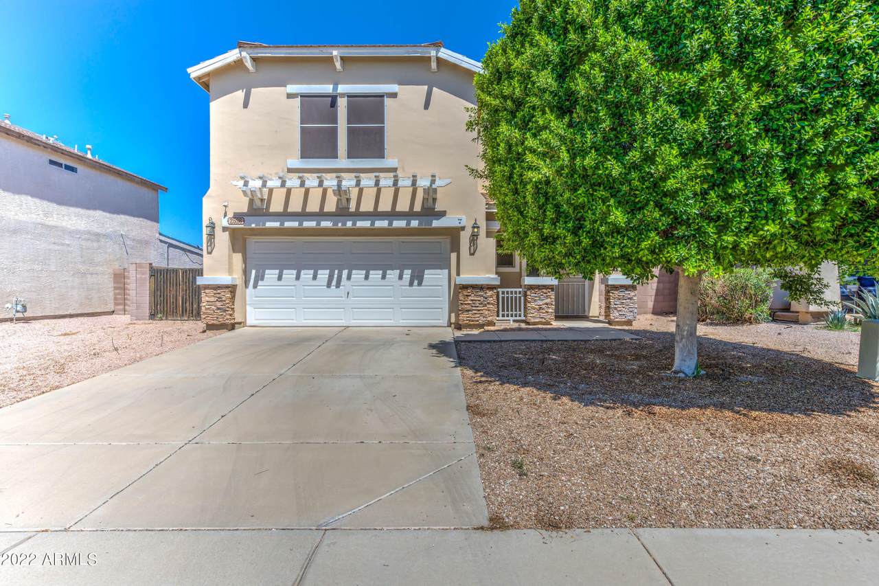 2526 Ironstone Avenue - Photo 1