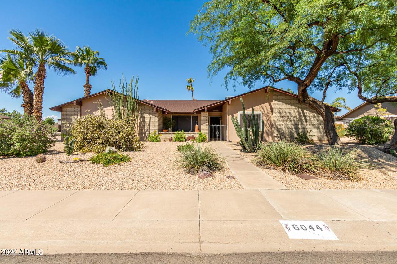 6044 Michelle Drive - Photo 1