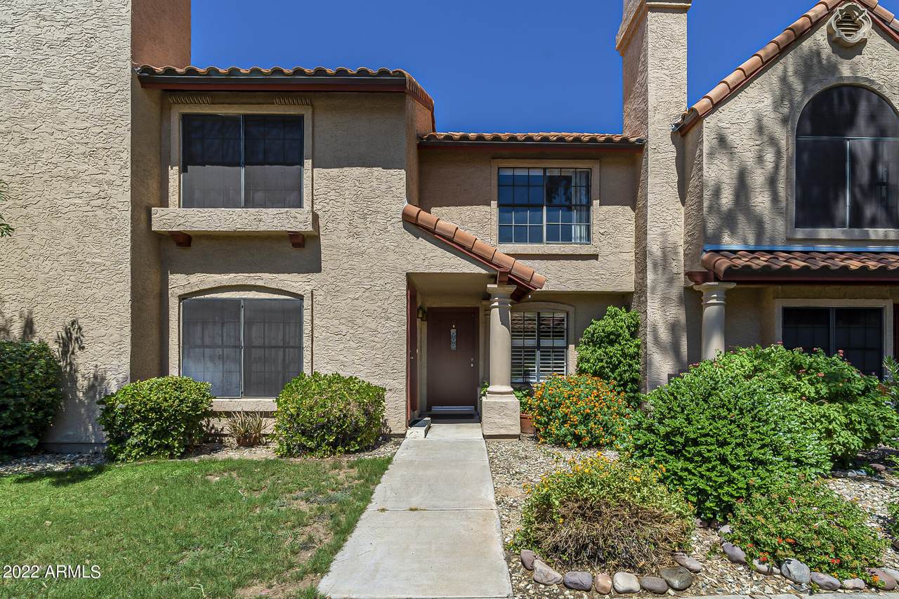 4901 Kelton Lane - Photo 1