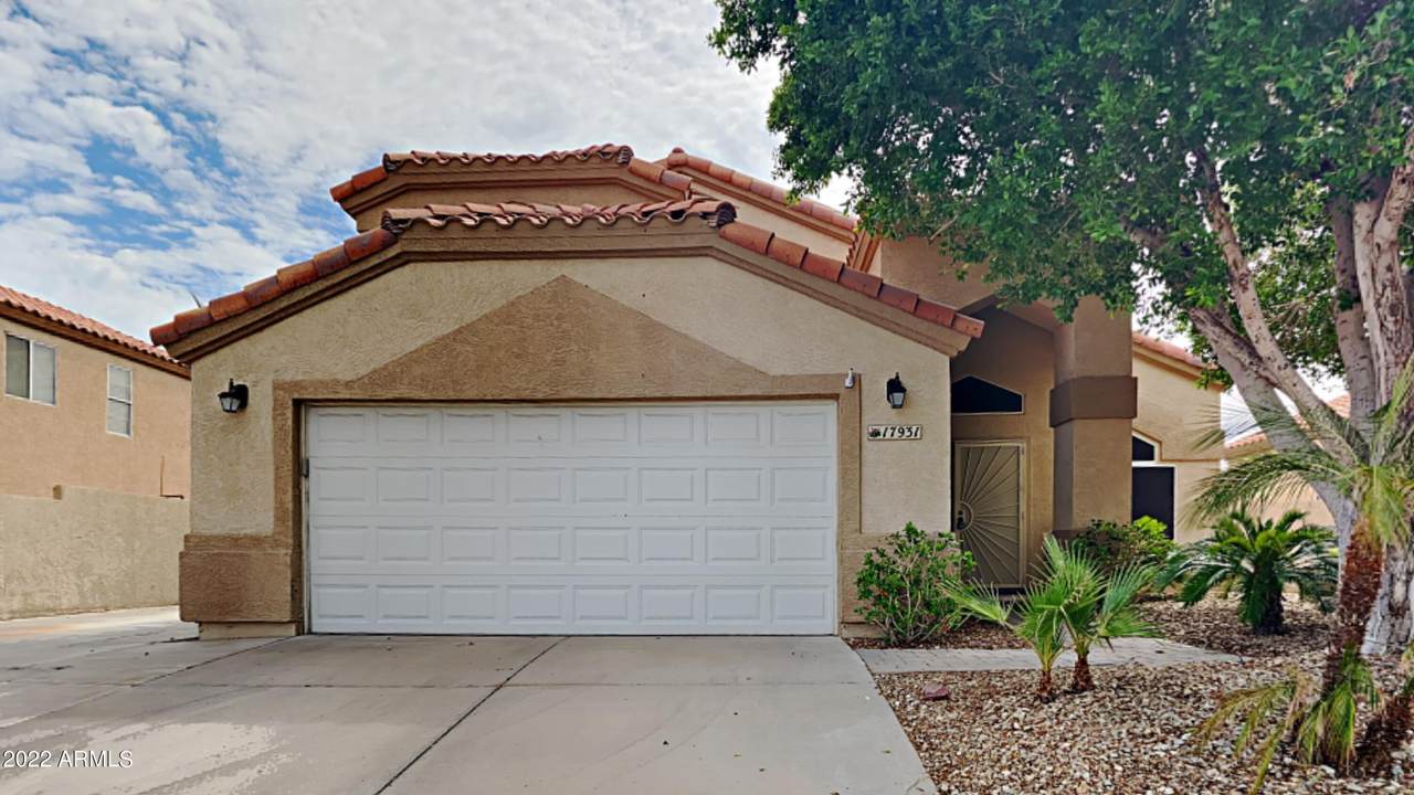 17931 91ST Drive - Photo 1