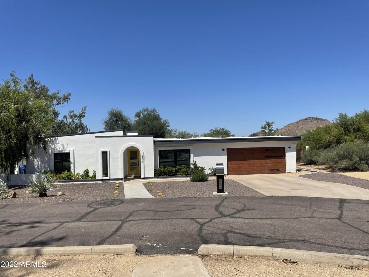 856 Village Circle Drive - Photo 1