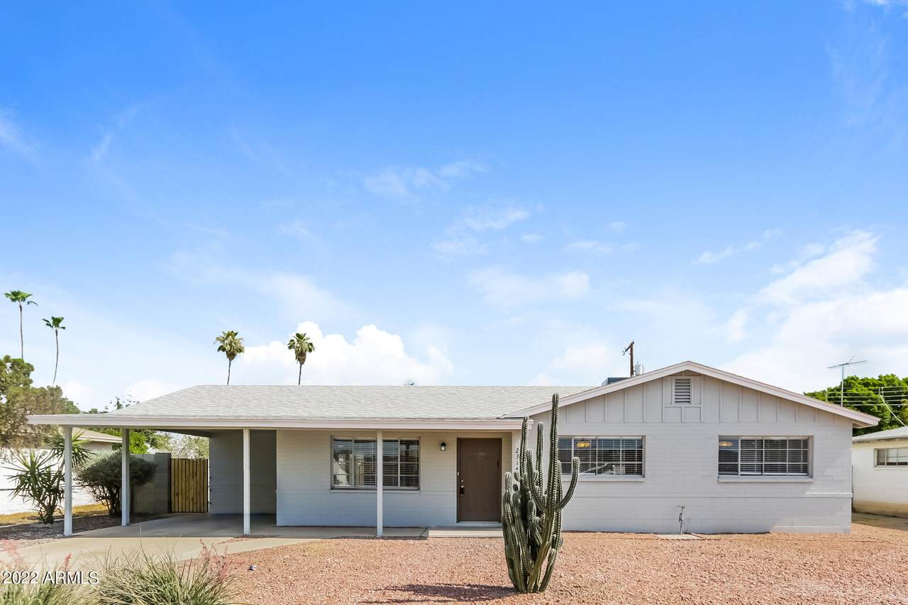 2314 Seldon Lane - Photo 1