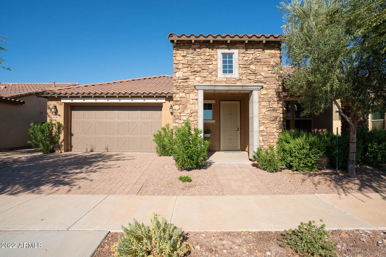 5416 Abbey - Photo 1