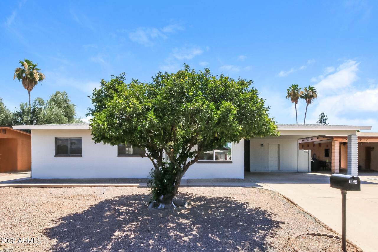 1933 El Moro Avenue - Photo 1