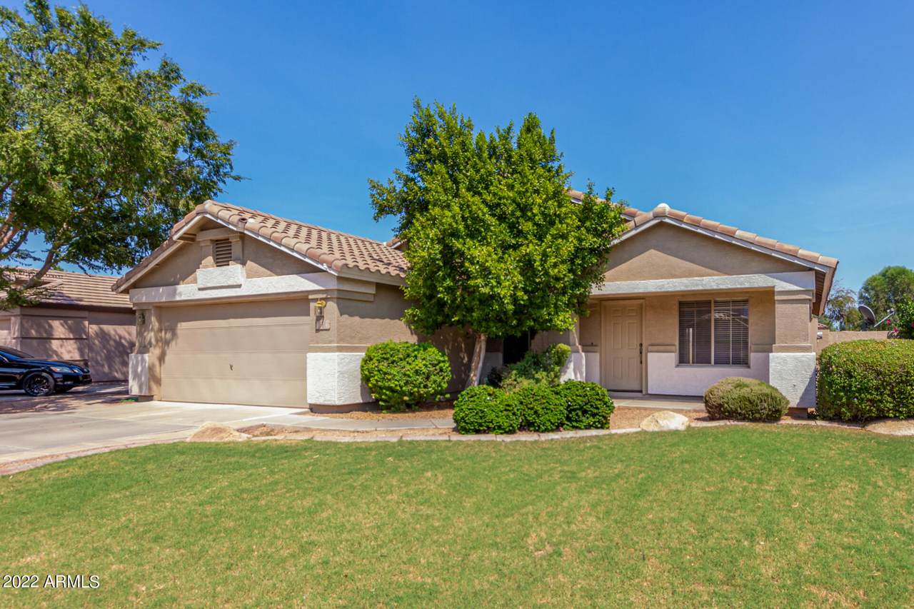 861 Sunnyvale Avenue - Photo 1