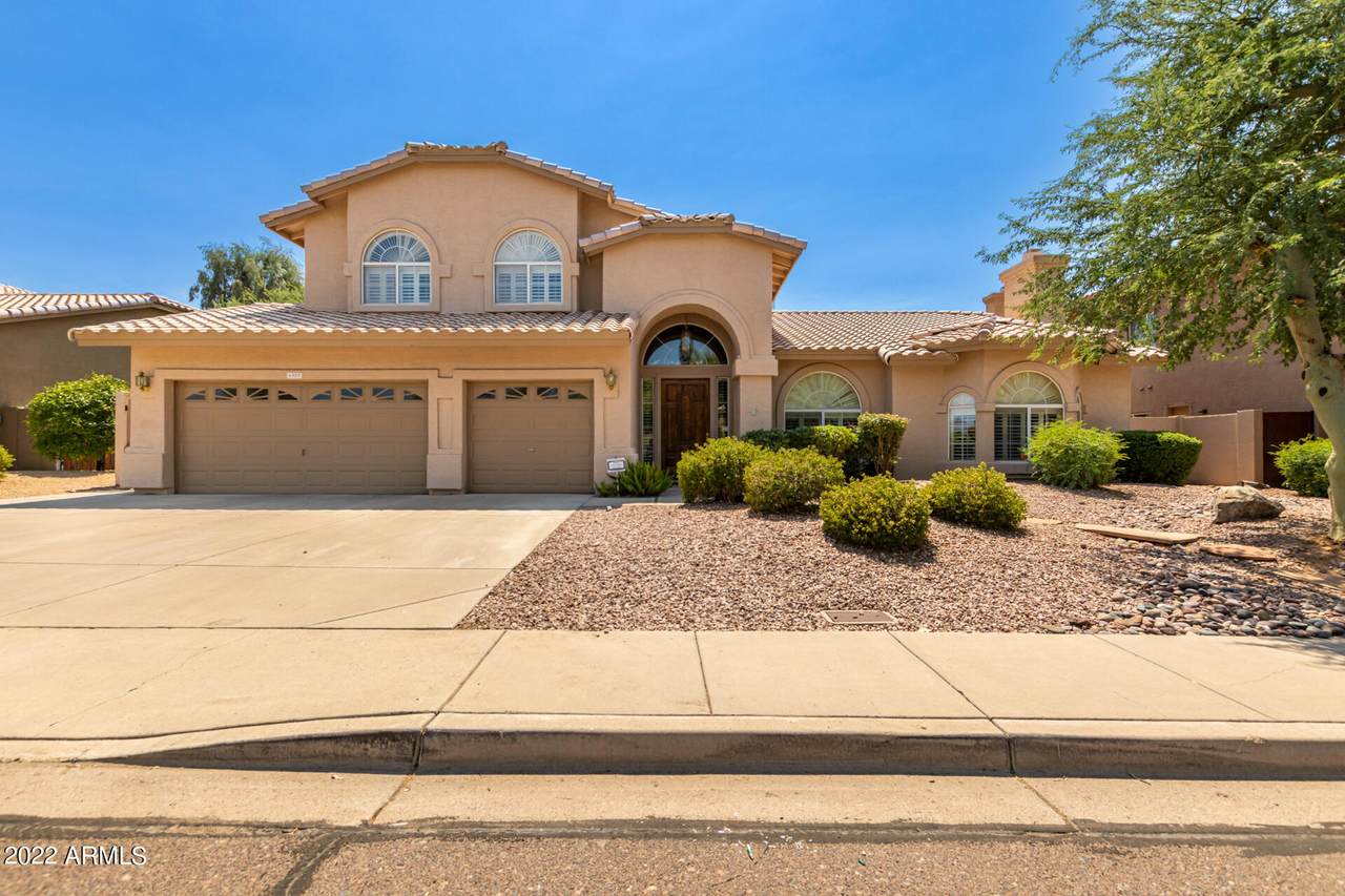 6909 Acoma Drive - Photo 1
