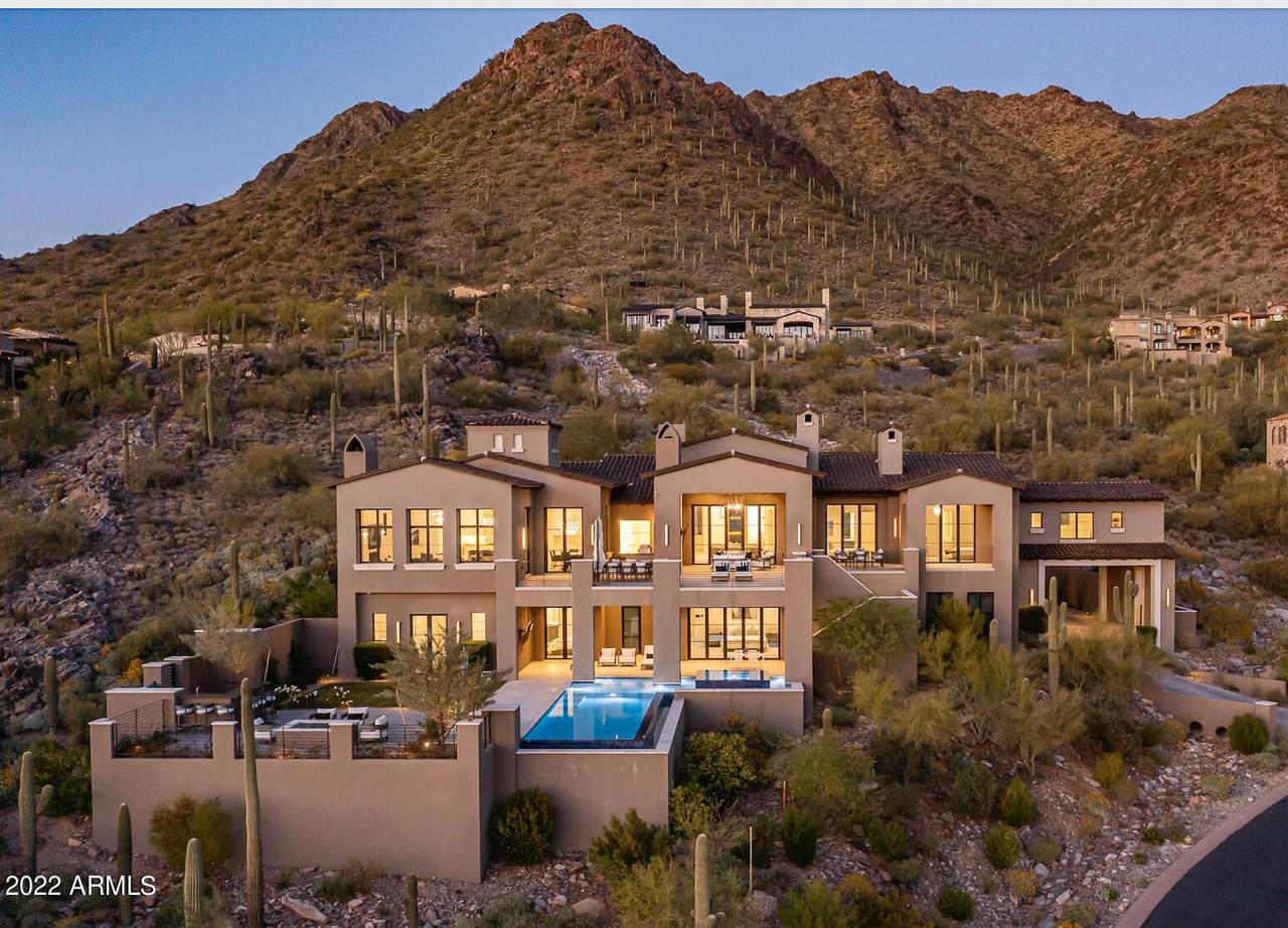 11290 Whistling Wind Way - Photo 1