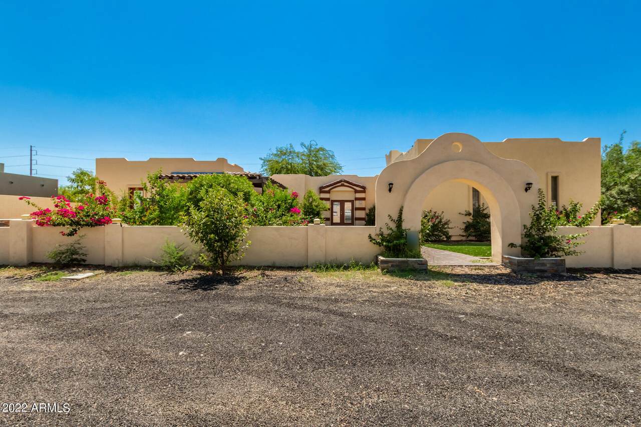 2909 Rockwood Drive - Photo 1