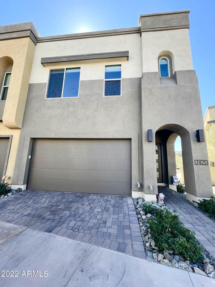 7425 Via De Luna Drive - Photo 1