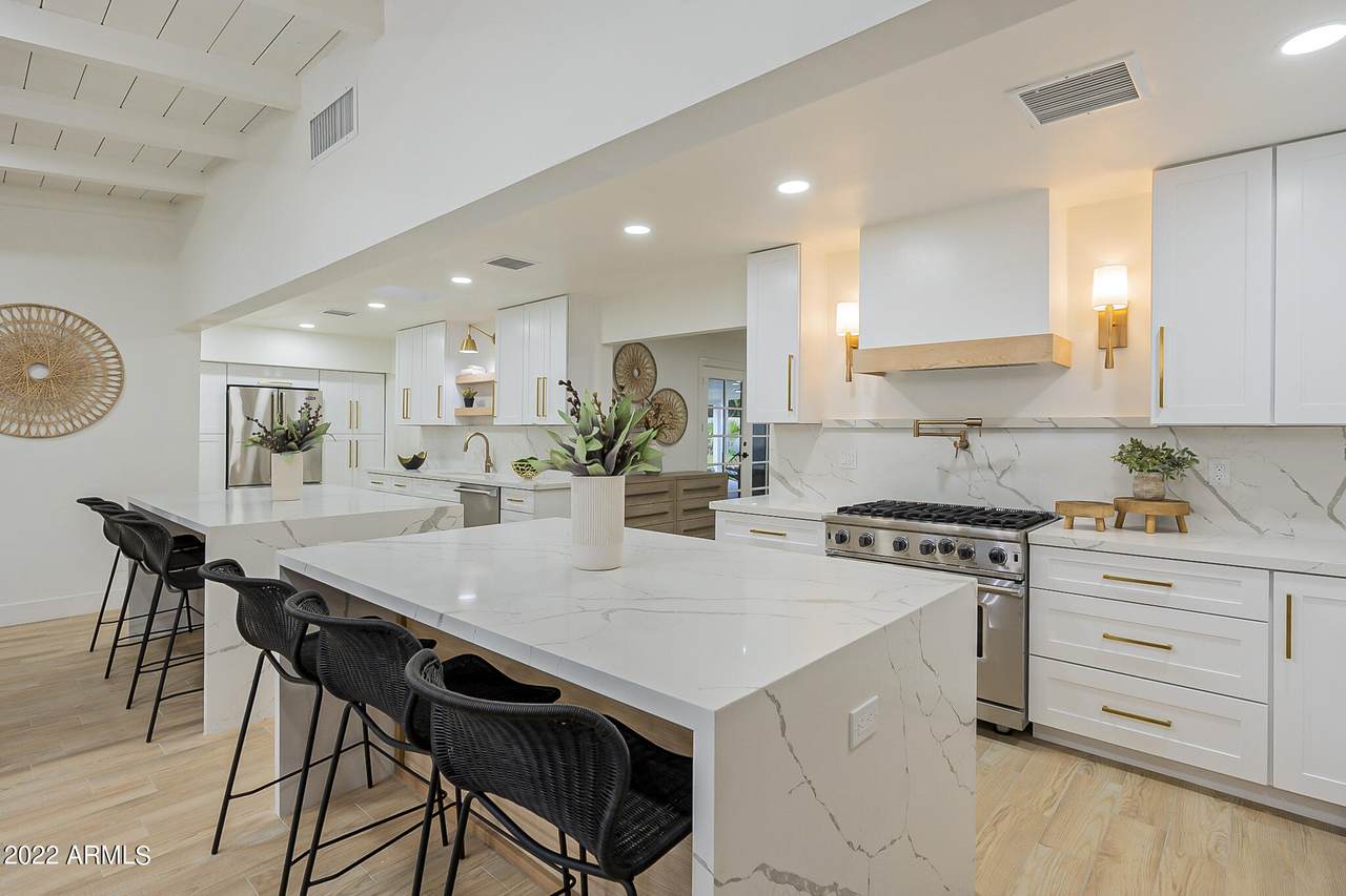 7101 3RD Avenue - Photo 1