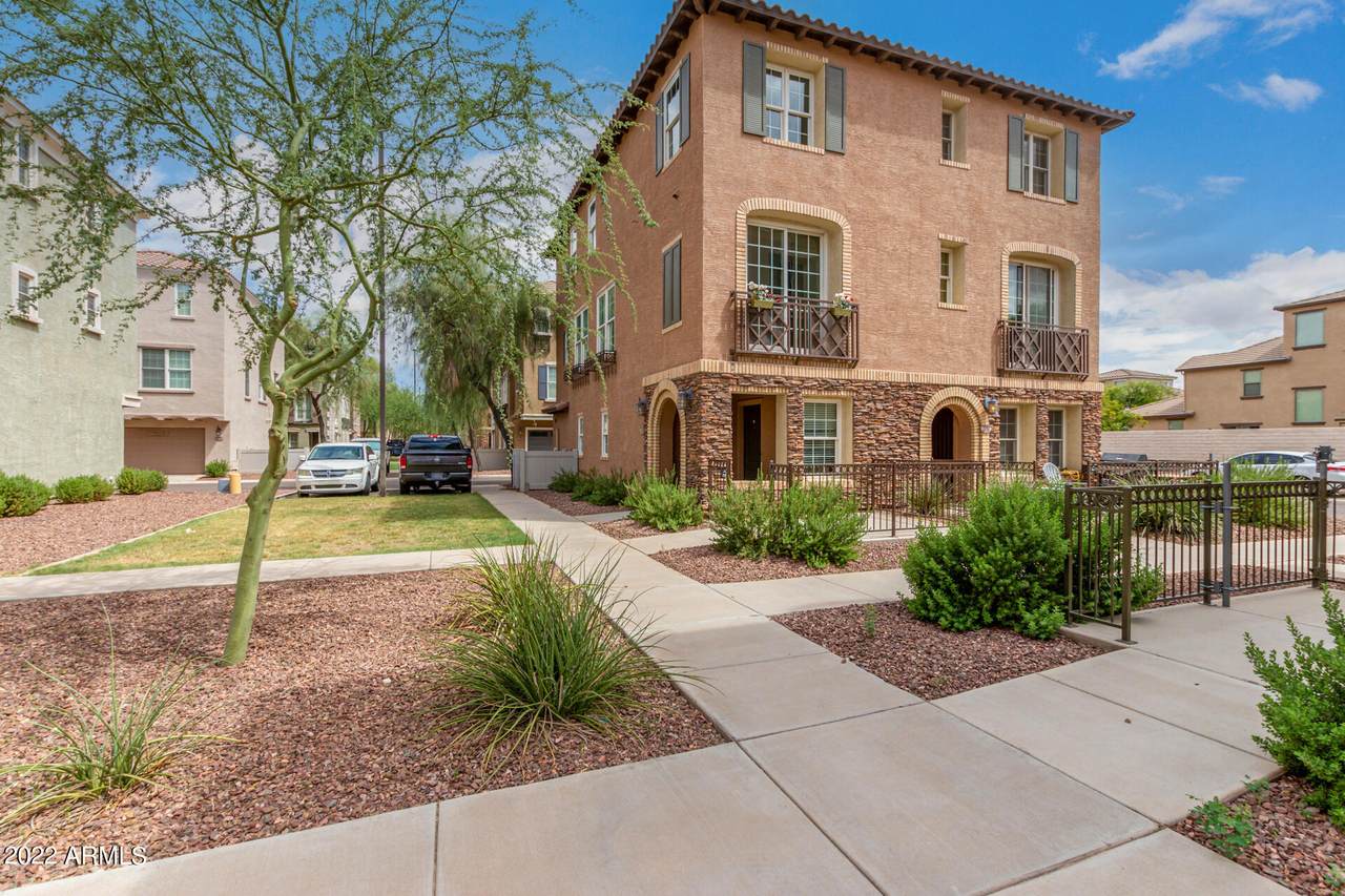 2790 Bahama Drive - Photo 1