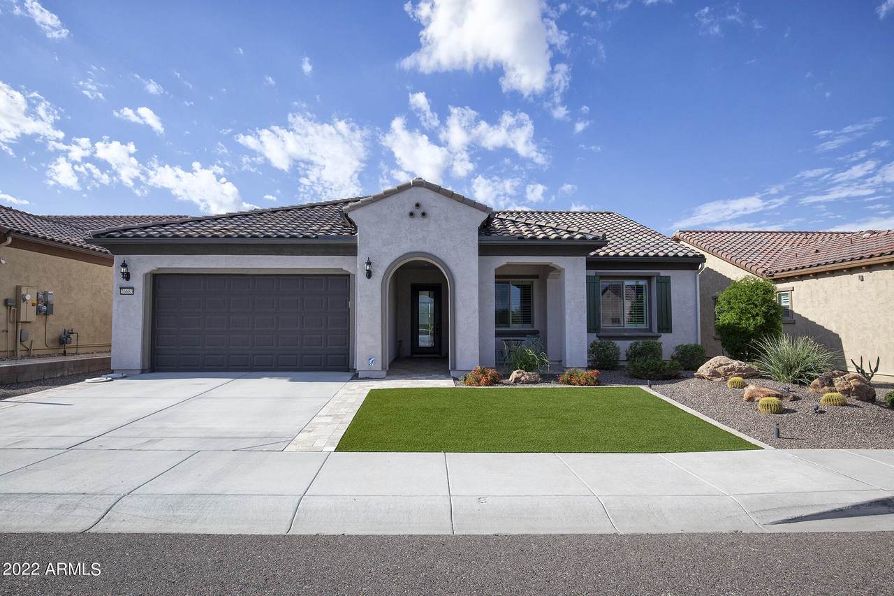 26683 Piute Avenue - Photo 1