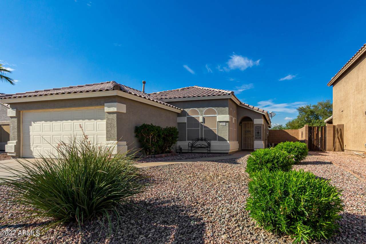 11012 Lane Avenue - Photo 1