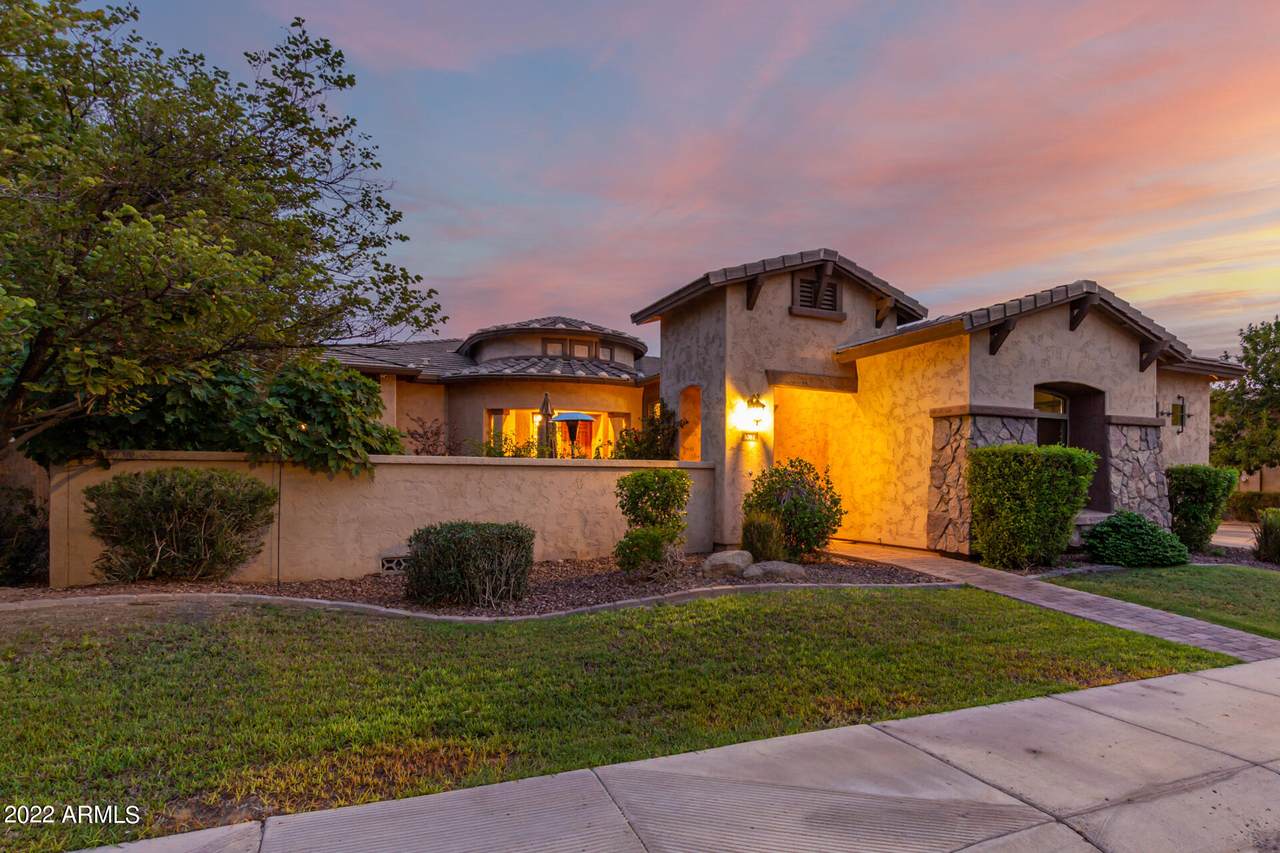 3081 Elmwood Place - Photo 1