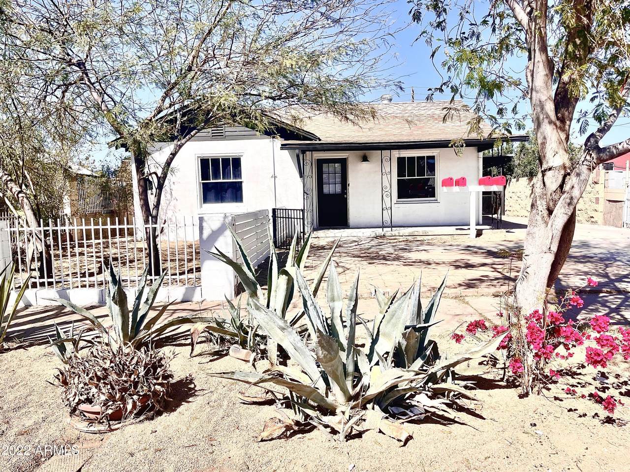 1606 Taylor Street - Photo 1