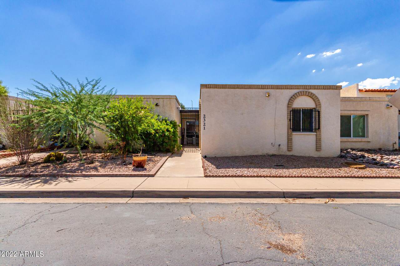 2321 Vineyard Road - Photo 1