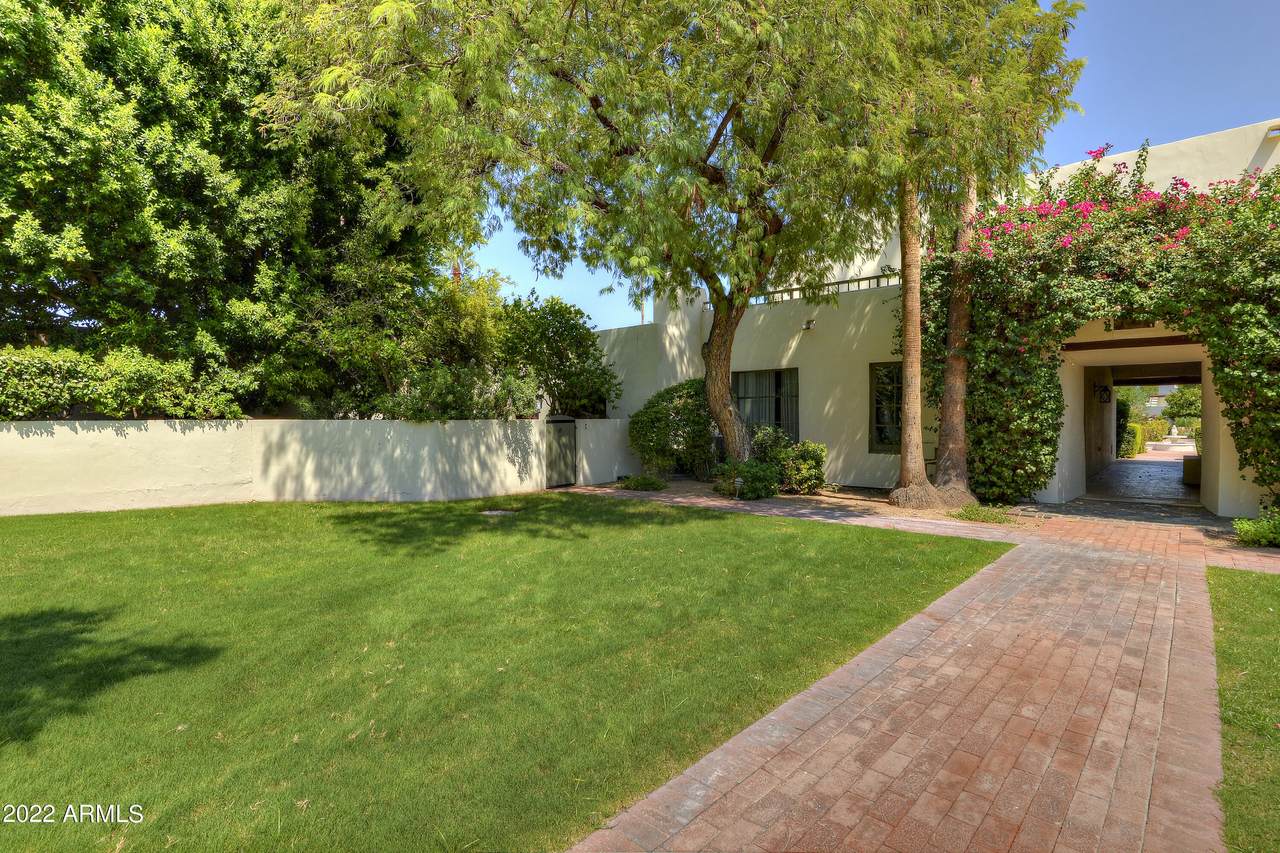 5101 Casa Blanca Drive - Photo 1