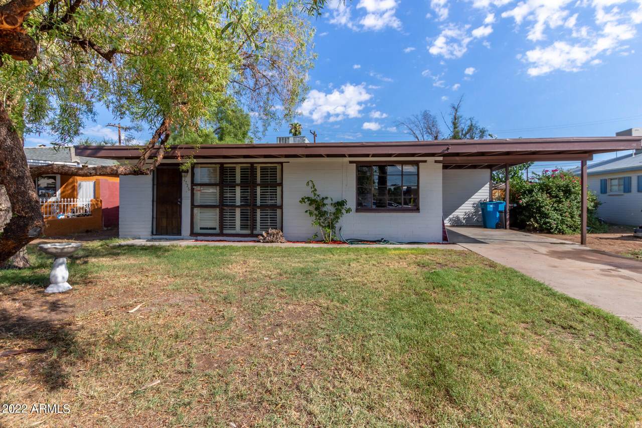 2726 Meadowbrook Avenue - Photo 1