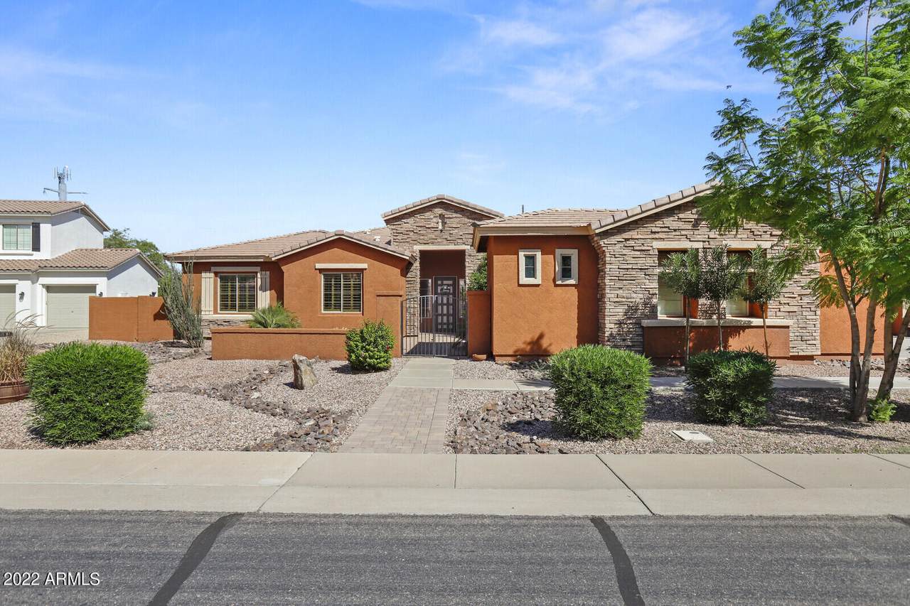 5825 Soho Lane - Photo 1