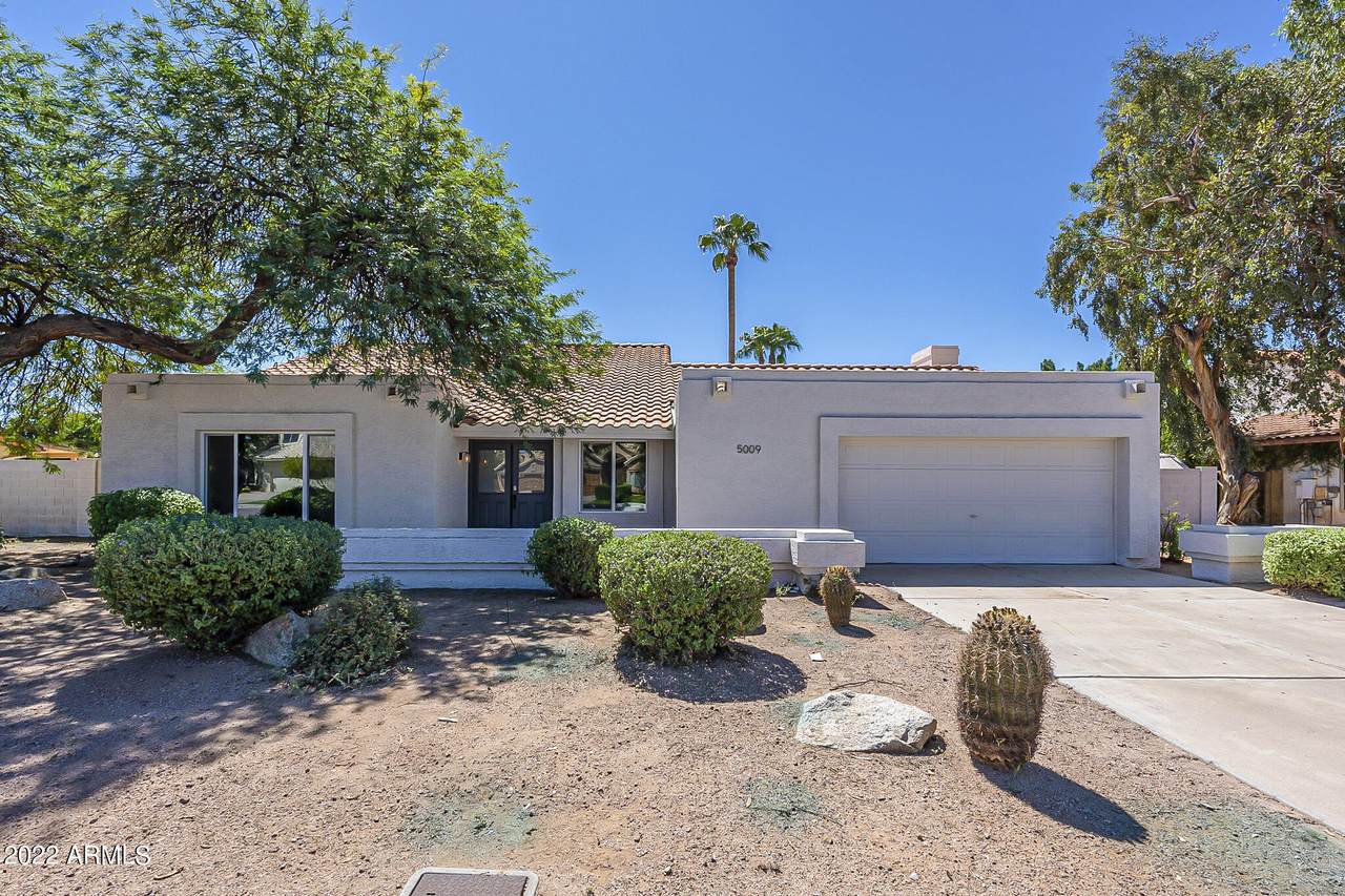 5009 Paradise Lane - Photo 1
