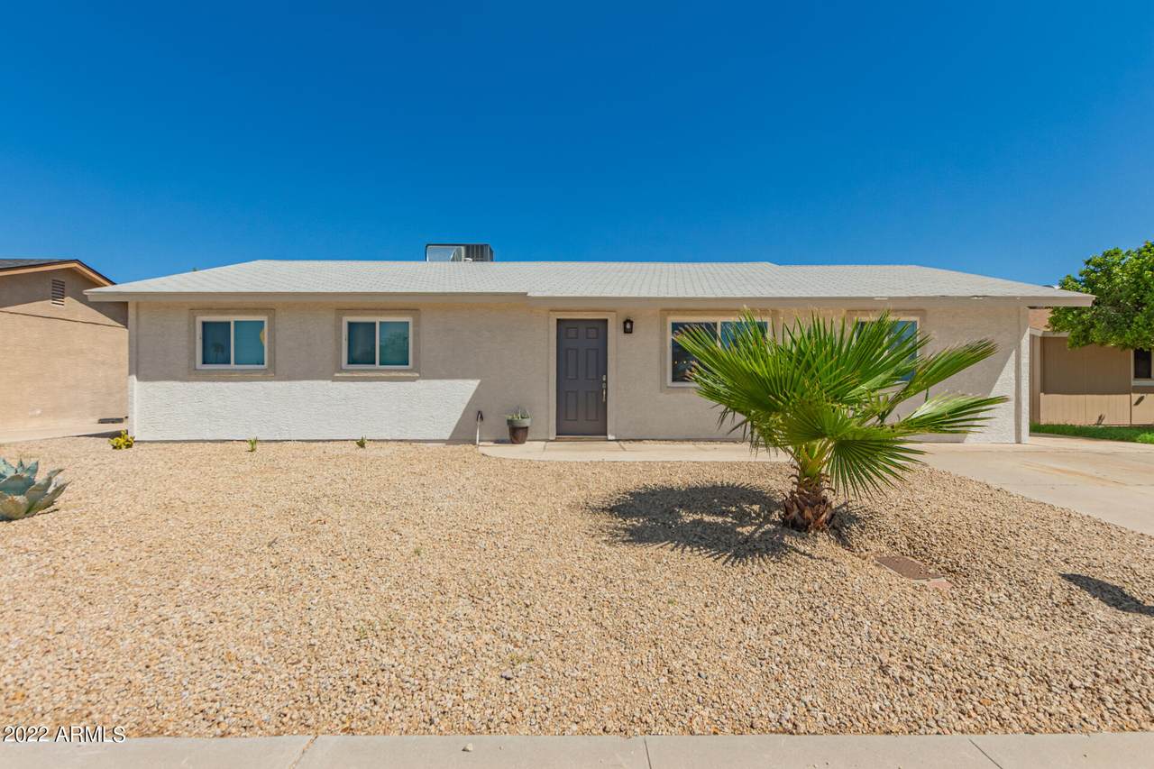 15809 61ST Avenue - Photo 1