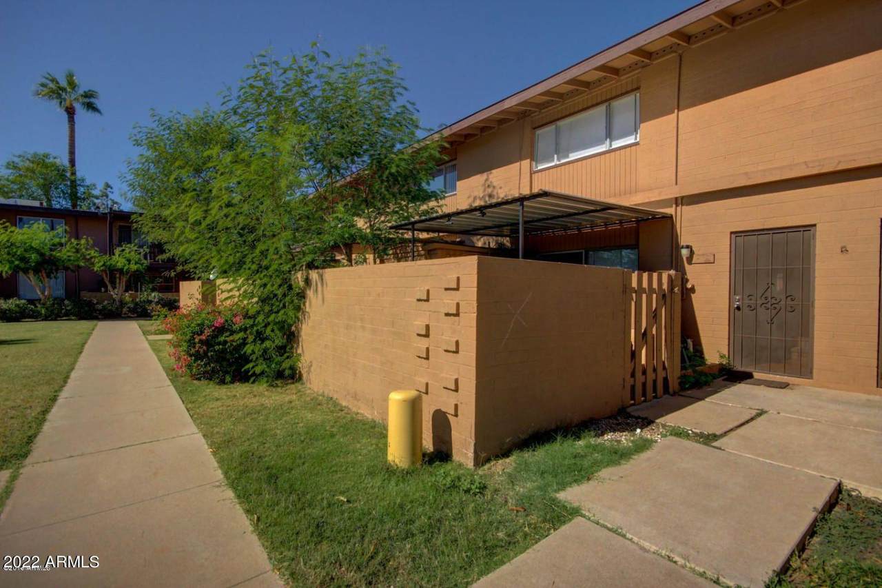 2383 Hazelwood Street - Photo 1