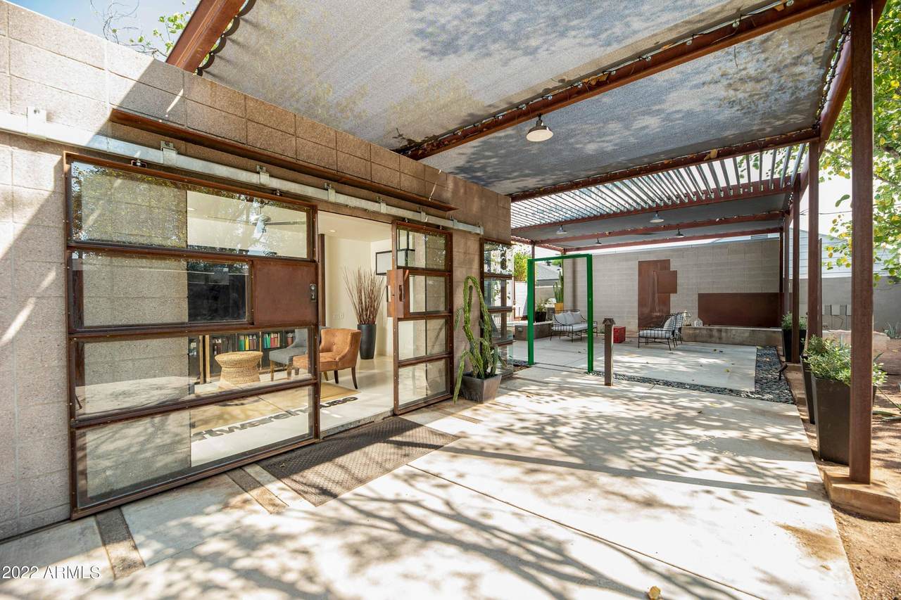 3320 44TH Street - Photo 1