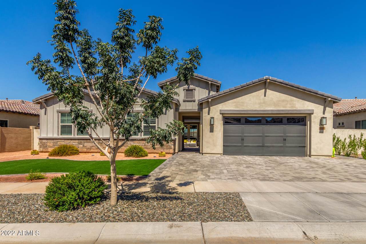 3014 Desert Lane - Photo 1