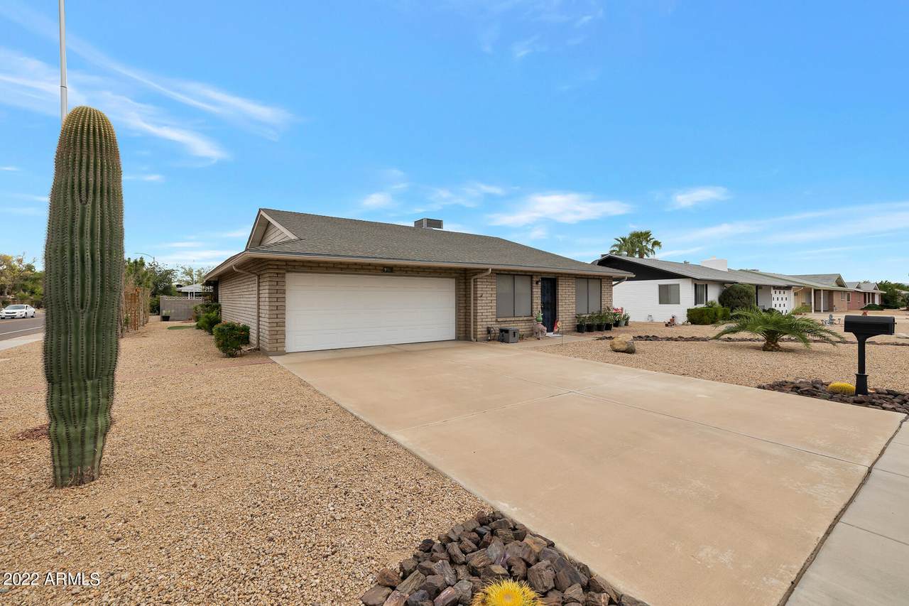 9513 Purdue Avenue - Photo 1