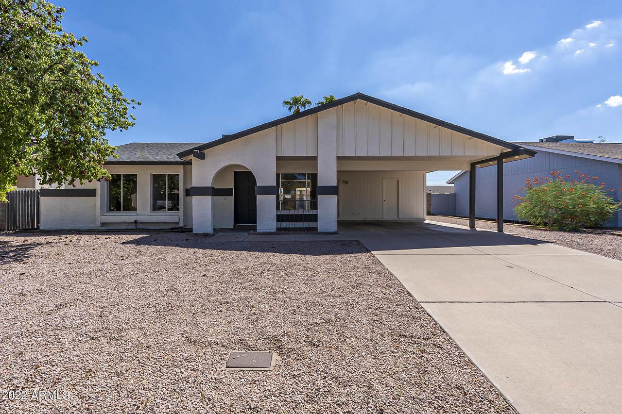 523 Pampa Avenue - Photo 1
