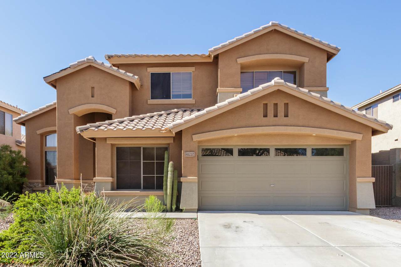 41220 Majesty Way - Photo 1
