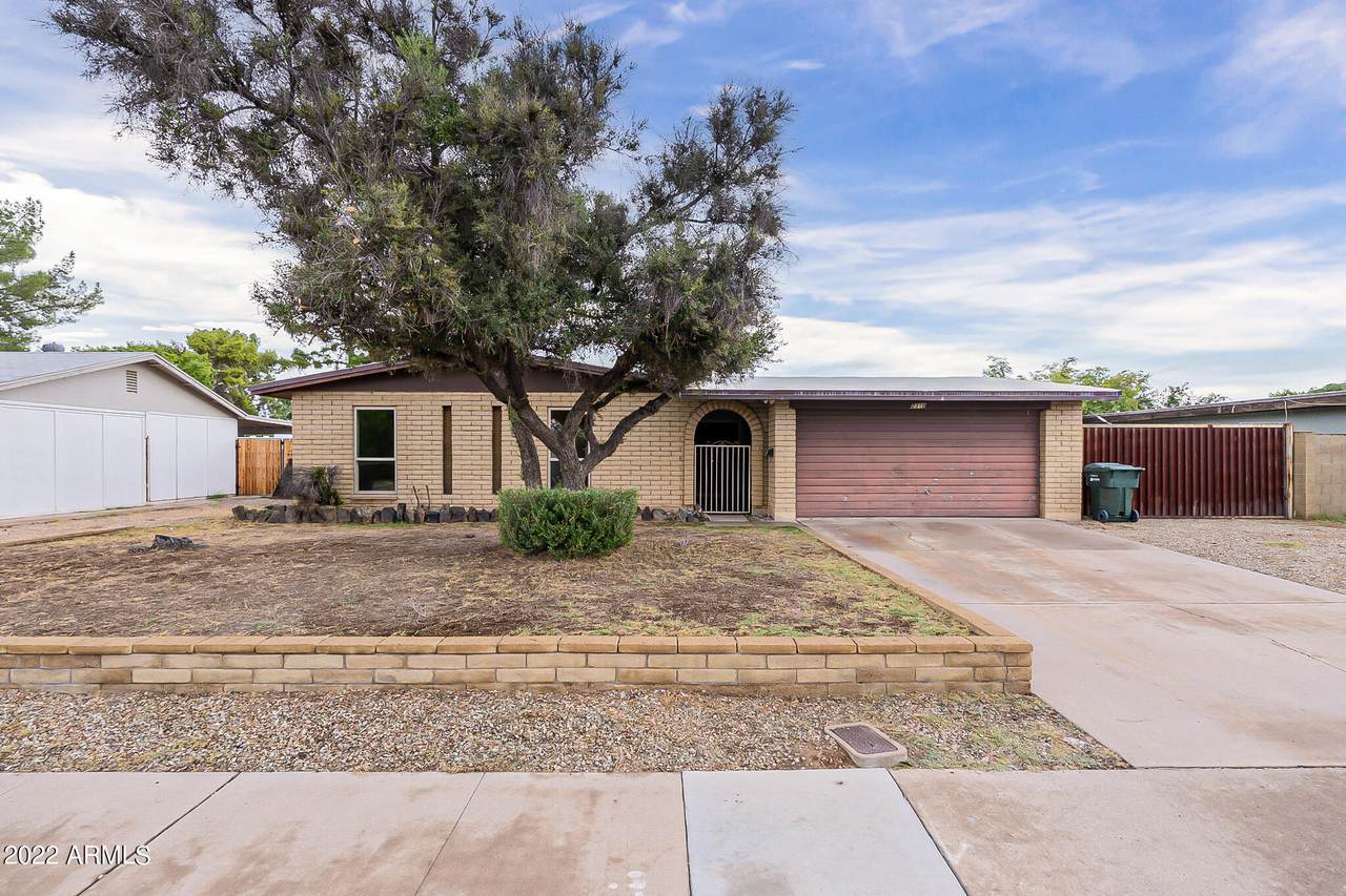 2310 Larkspur Drive - Photo 1