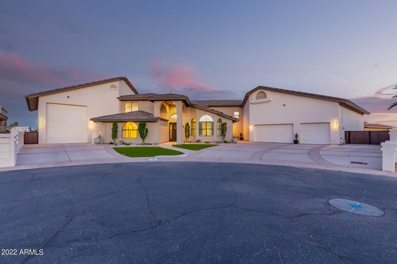 4301 Venus Way - Photo 1