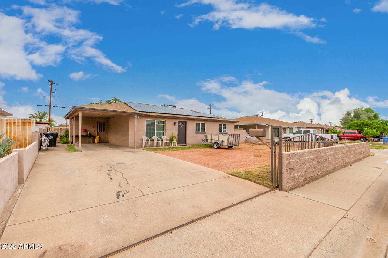 4916 Glenrosa Avenue - Photo 1