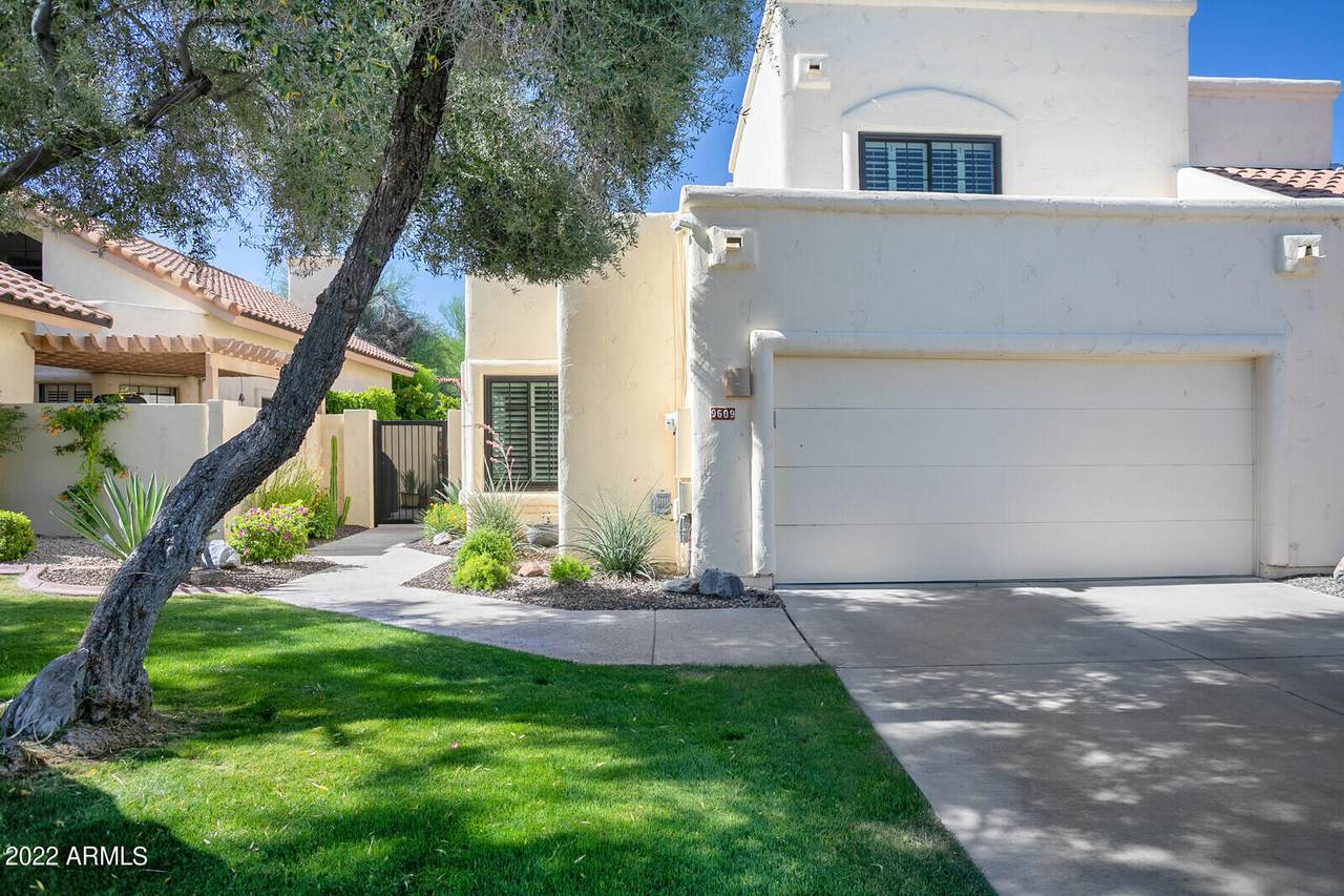 9609 Camino Del Santo - Photo 1