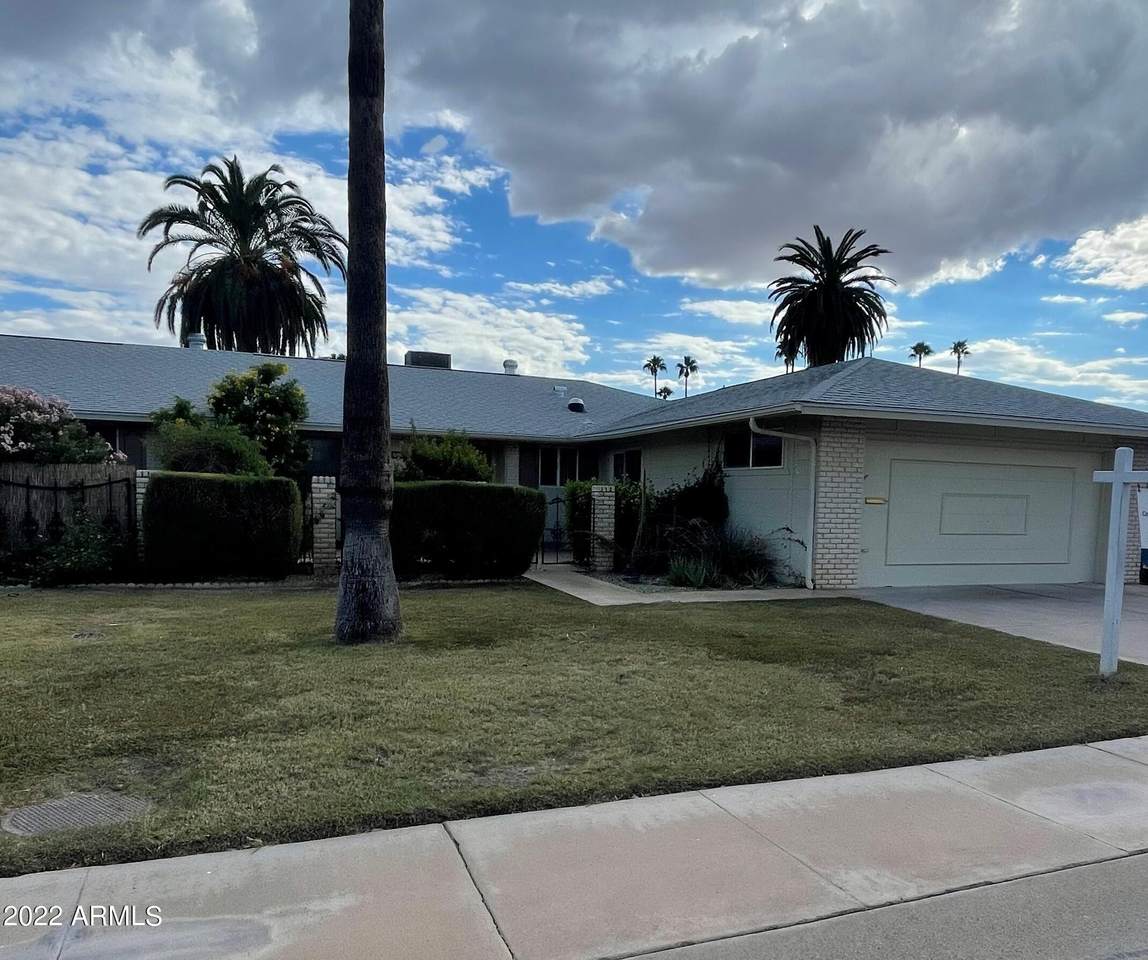 10339 Kingswood Circle - Photo 1