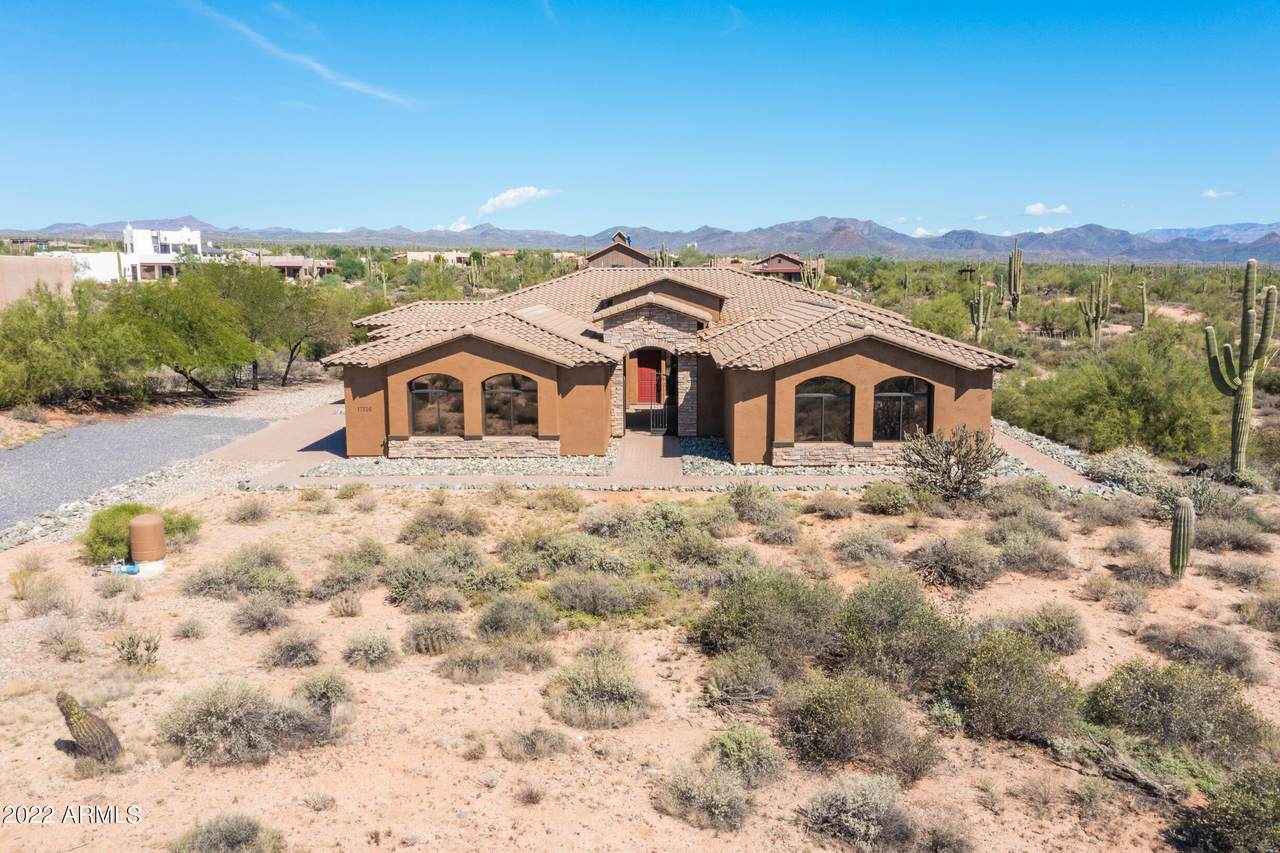 17526 Montgomery Road - Photo 1