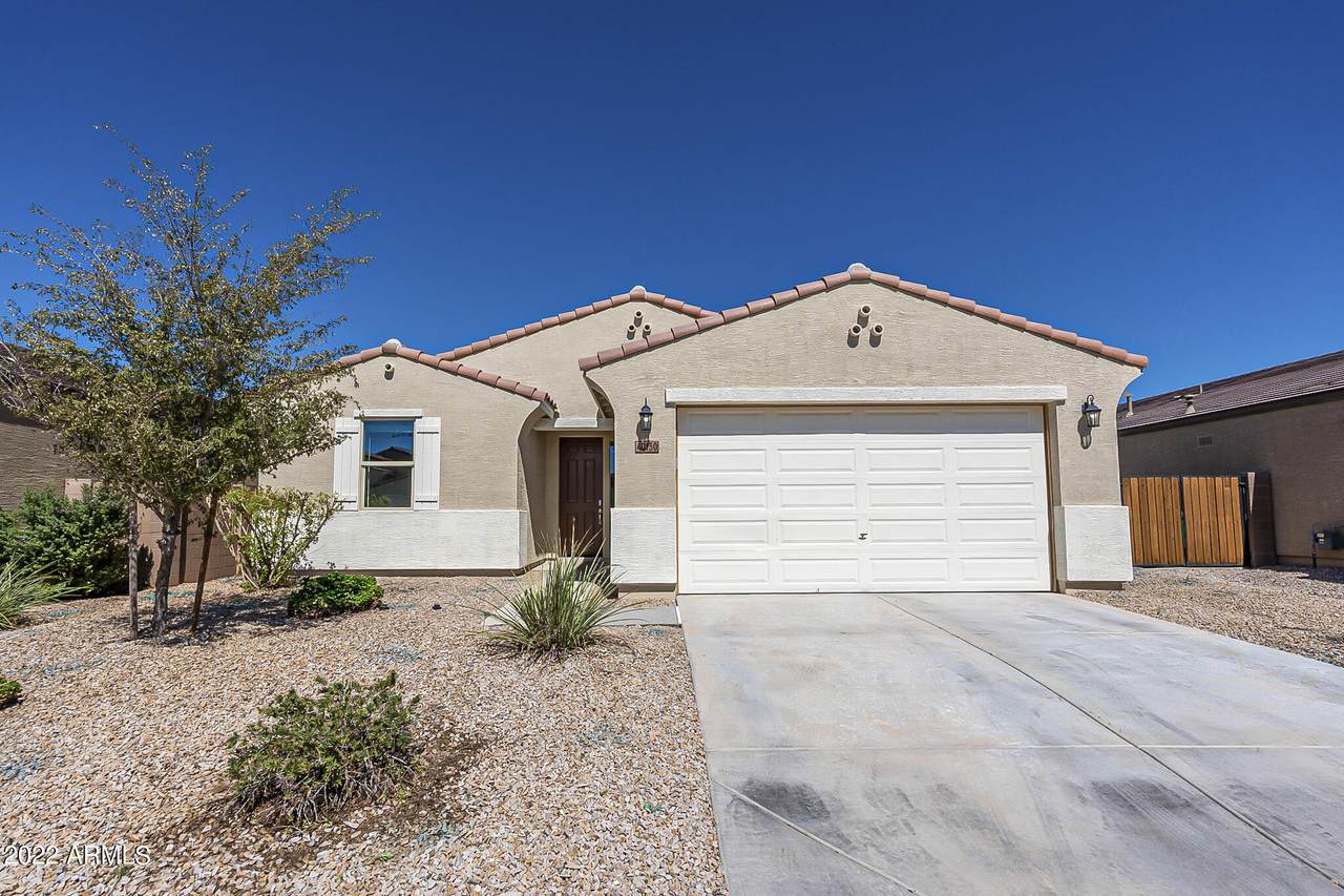 40130 Curtis Way - Photo 1