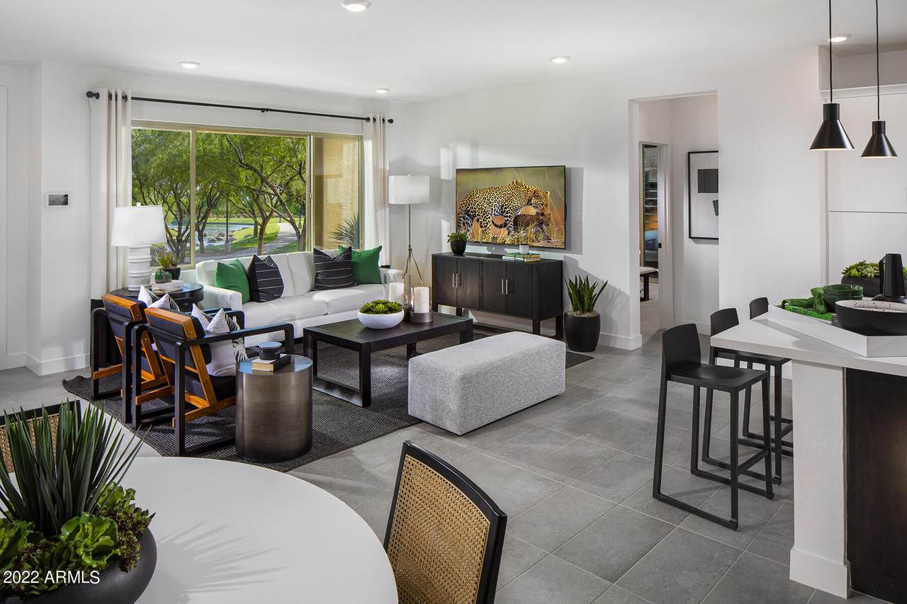 733 Lark Street - Photo 1