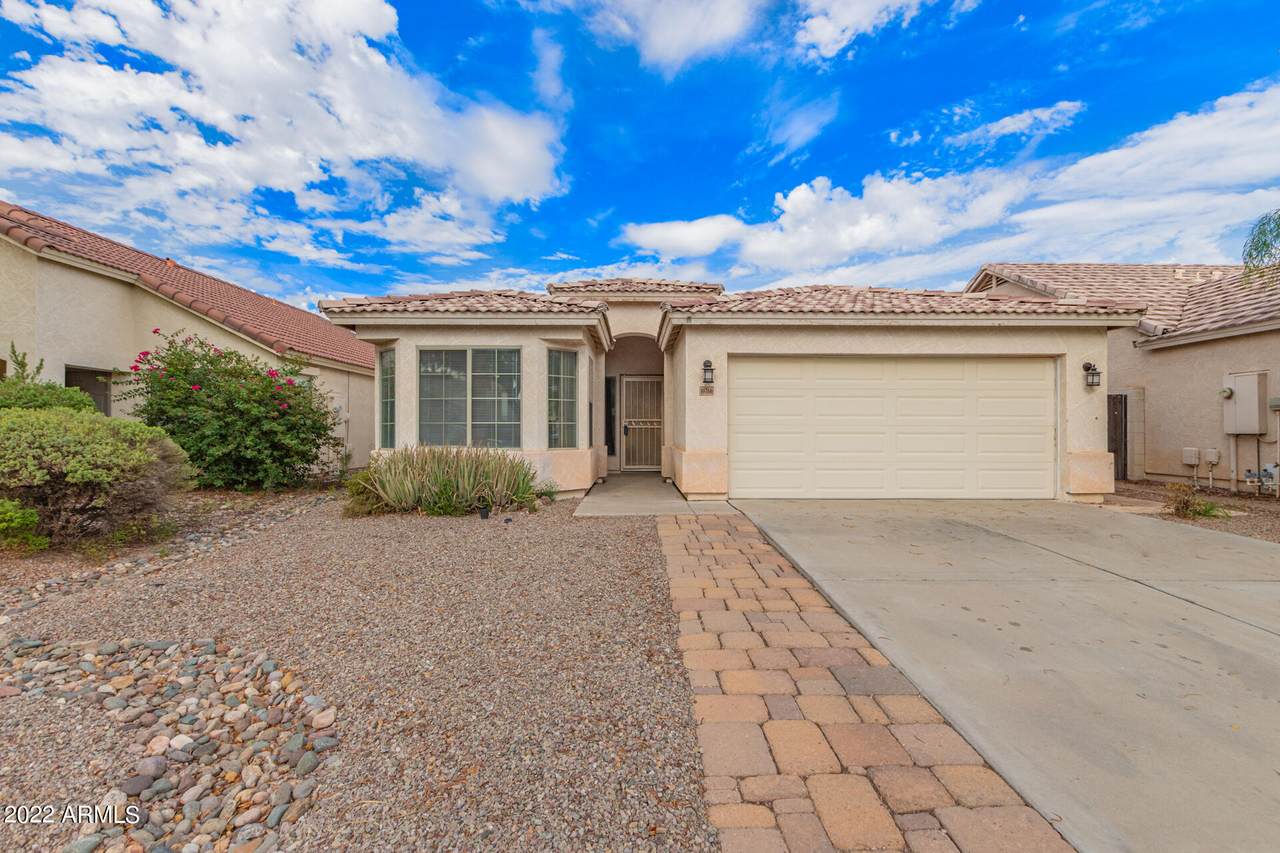 10766 Edgemont Avenue - Photo 1