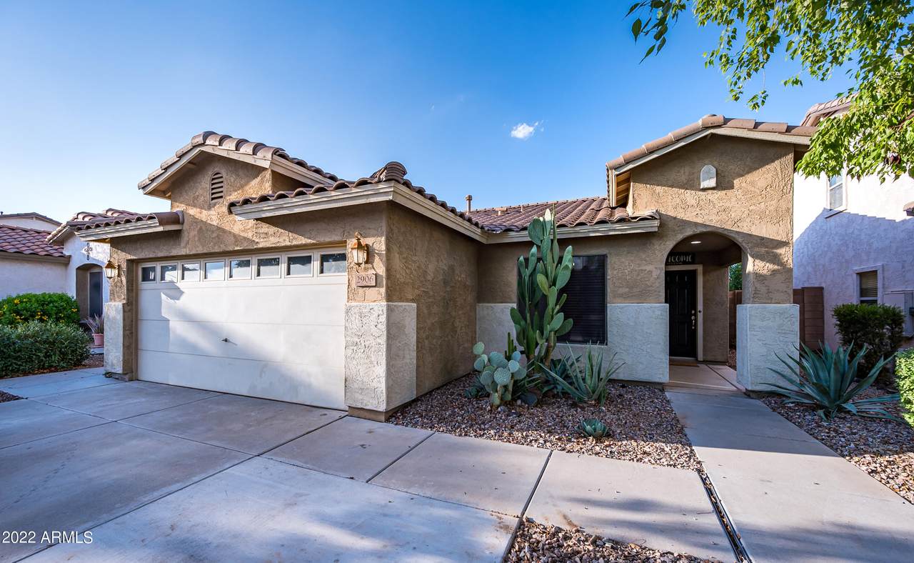 2906 Mira Drive - Photo 1