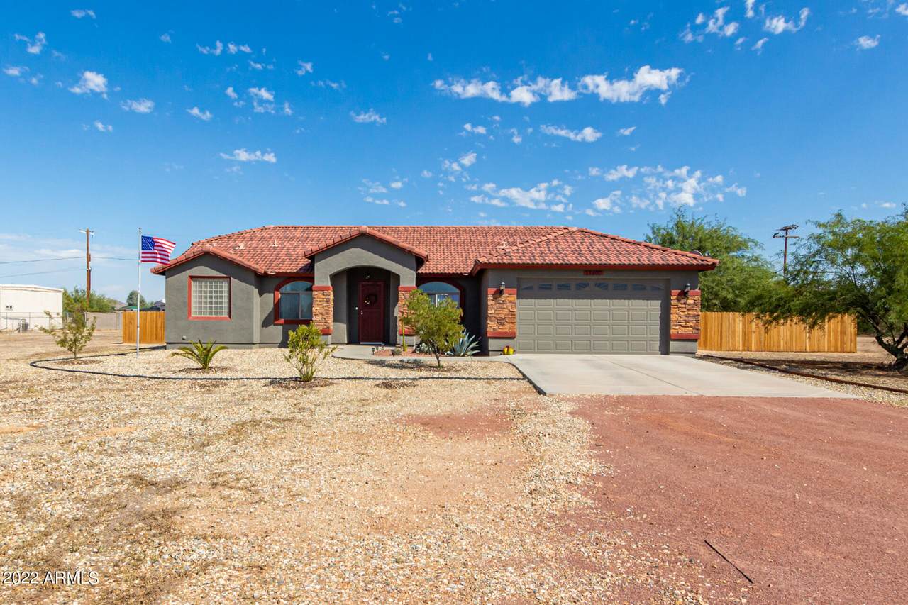 13407 Tuthill Road - Photo 1