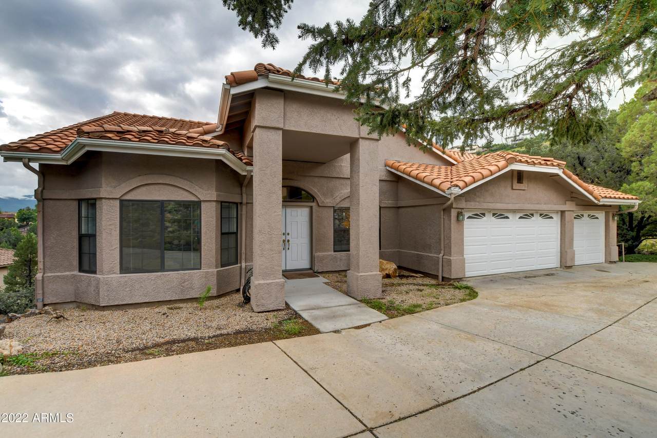 4711 Turnstone Drive - Photo 1