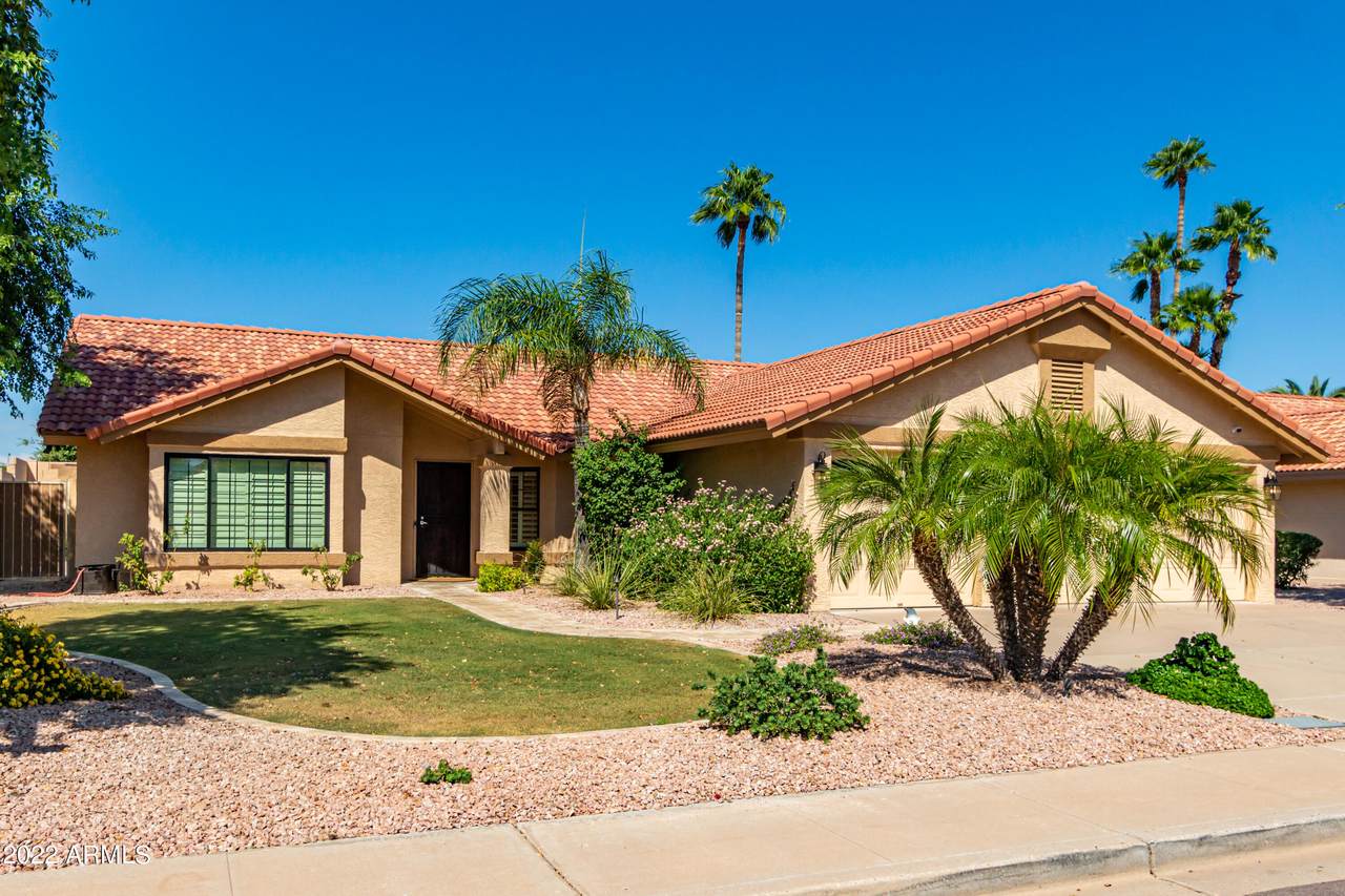 8846 Voltaire Drive - Photo 1