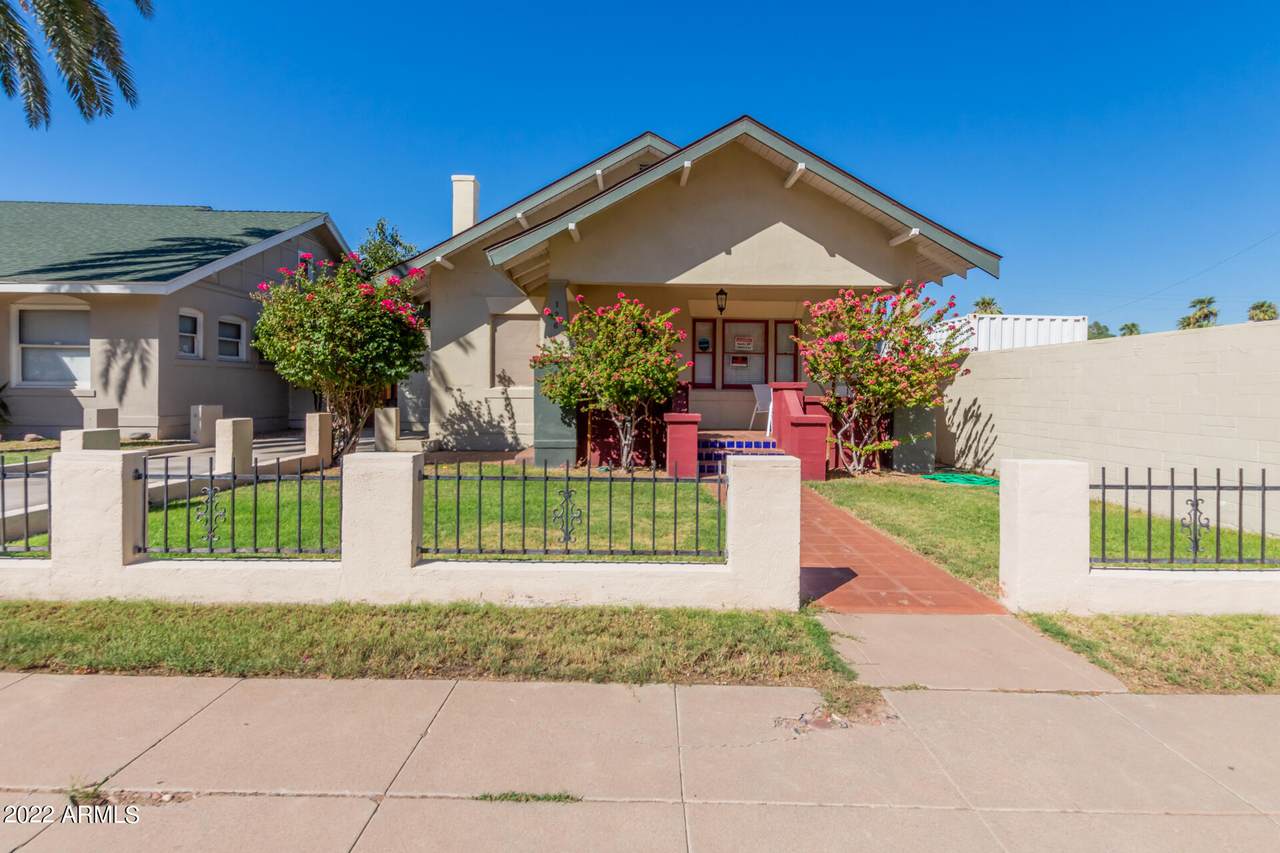 126 9TH Avenue - Photo 1
