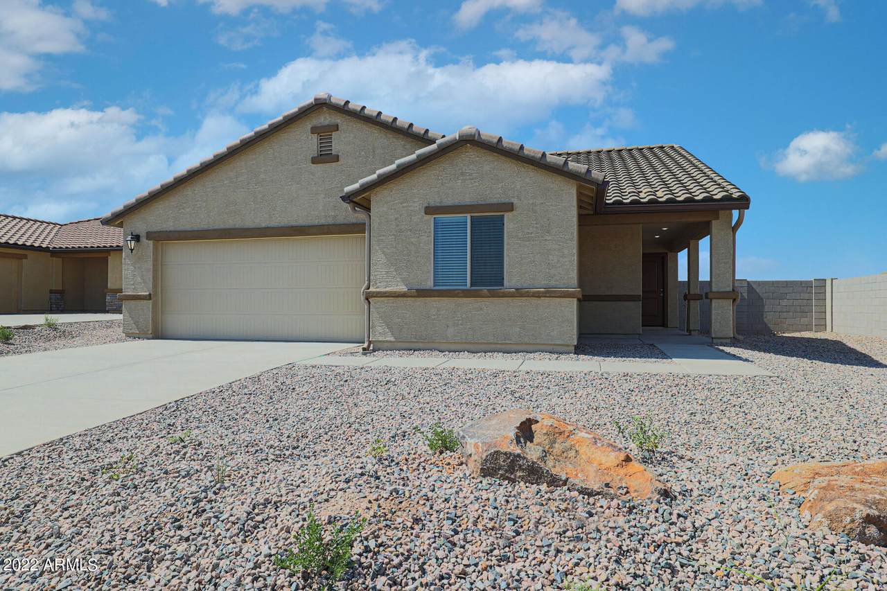 1536 Strople Drive - Photo 1