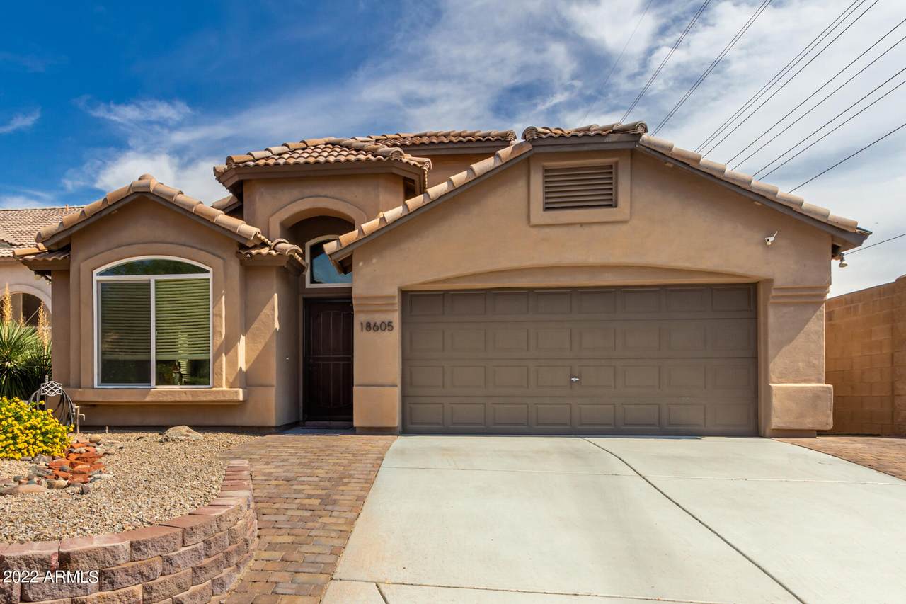 18605 21ST Street - Photo 1