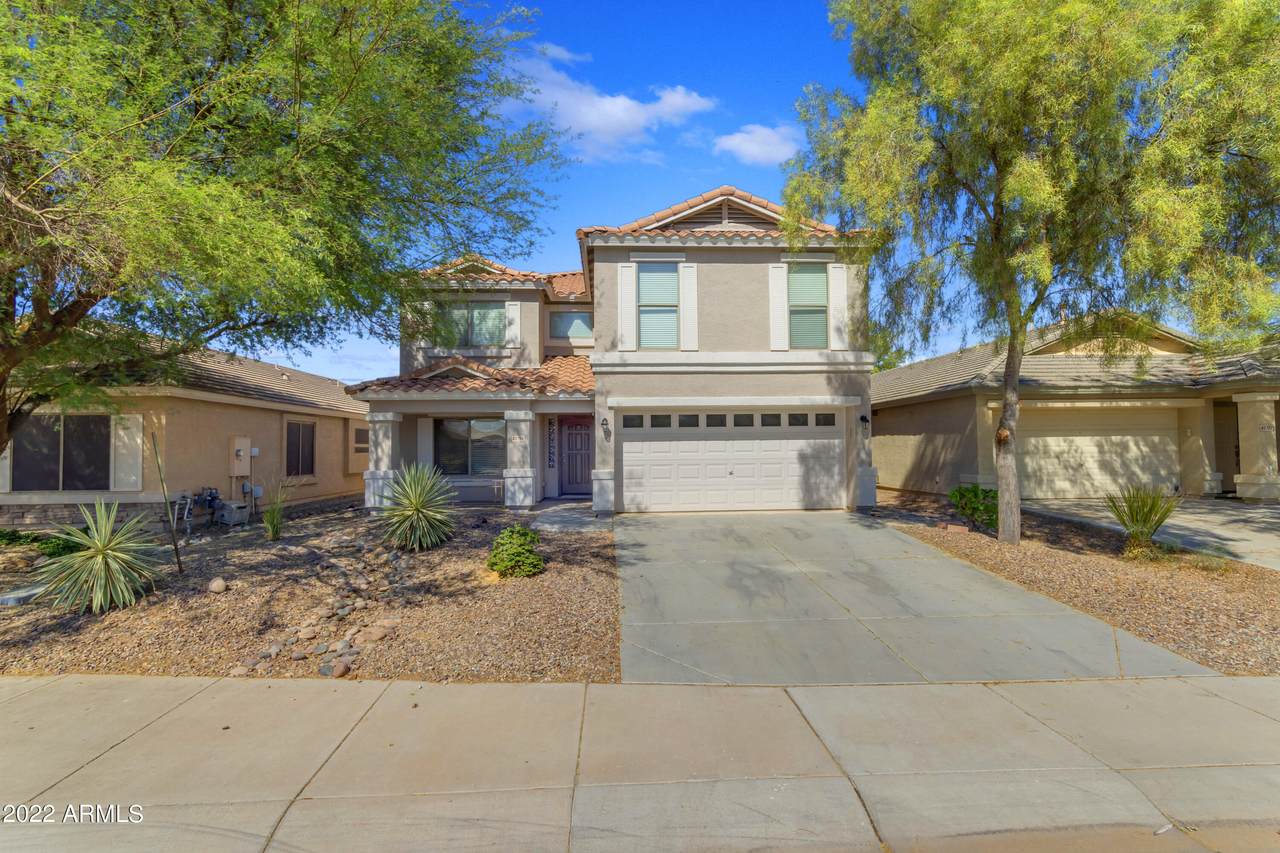 40796 Sanders Way - Photo 1