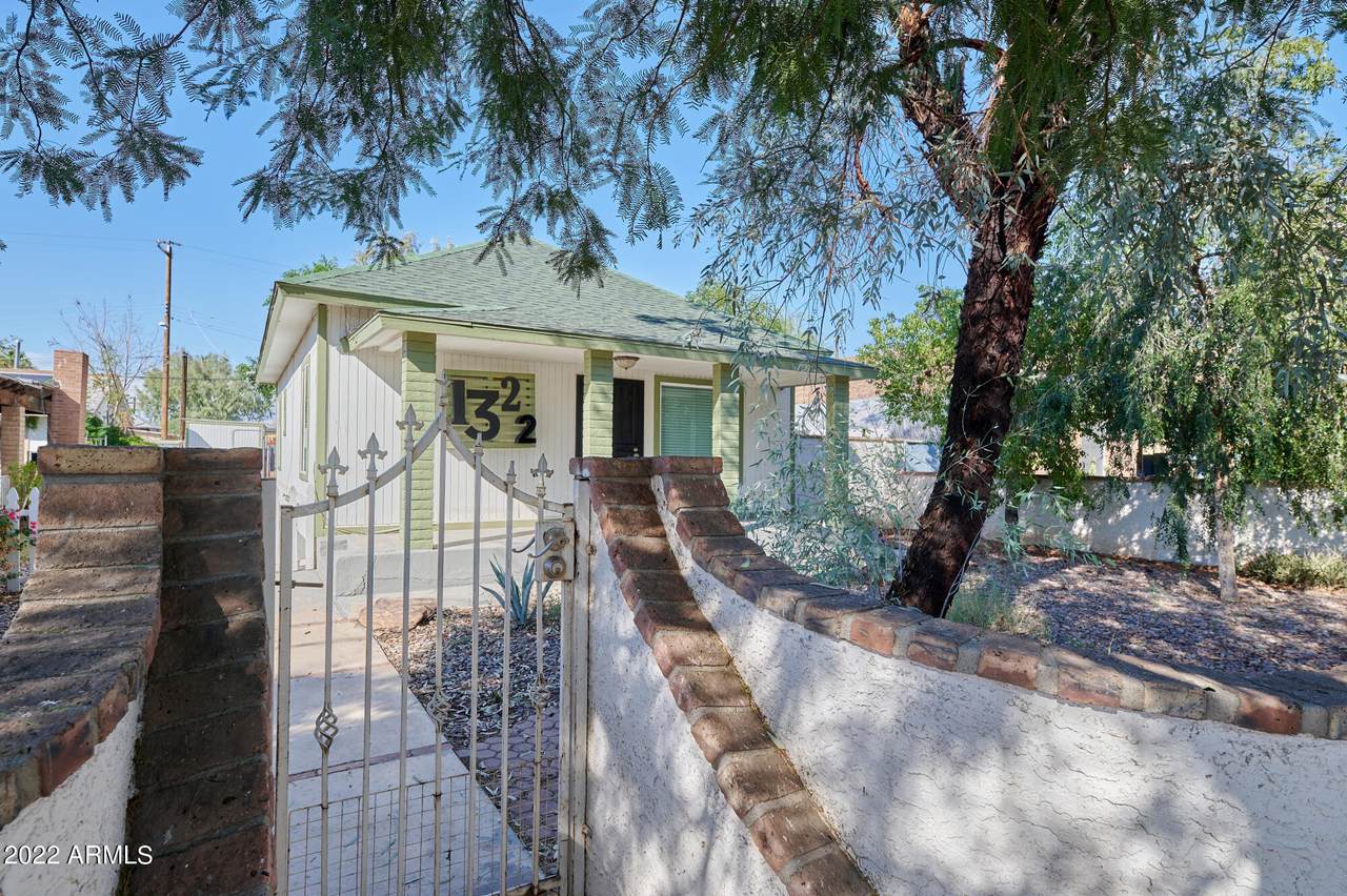 1322 Taylor Street - Photo 1