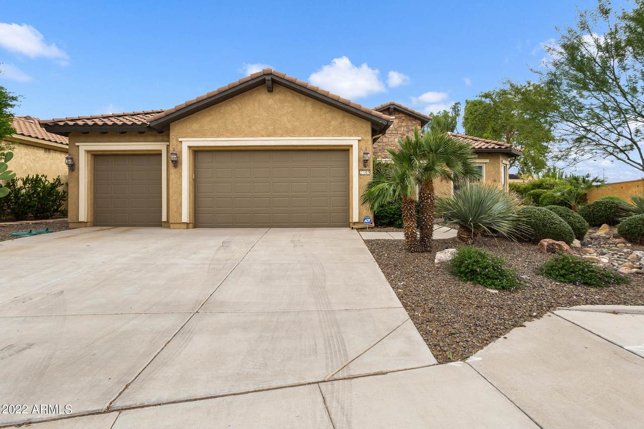 27315 Pontiac Drive - Photo 1